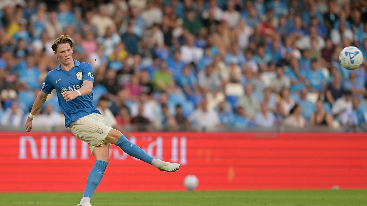 McTominay con la maglia del Napoli